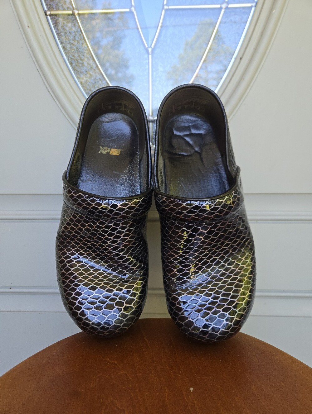 Dansko XP 2.0 Black Anaconda Nursing Clogs - Picture 4 of 7